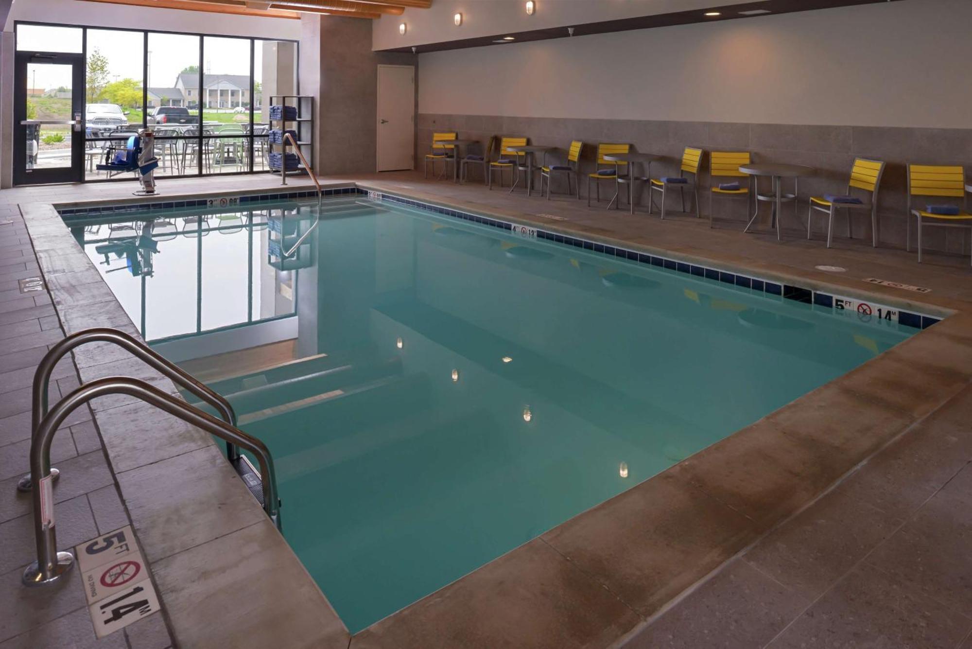 Home2 Suites By Hilton Merrillville Exteriör bild